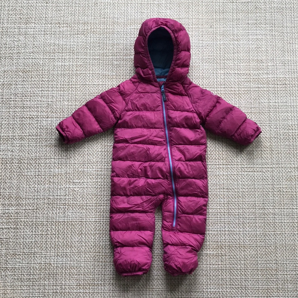 L.L. Bean Ultralight 650 Puffer Bunting Snowsuit (size 3-6m)